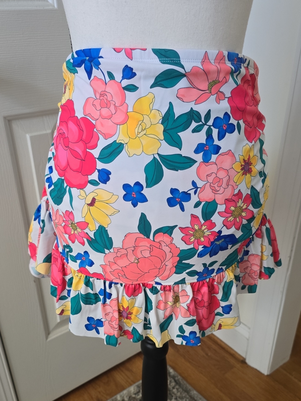 LIZ CLAIBORNE BRAND WOMANS PLUS SIZE PINK FLORAL BATHING SUIT BOTTOM SIZE 20W